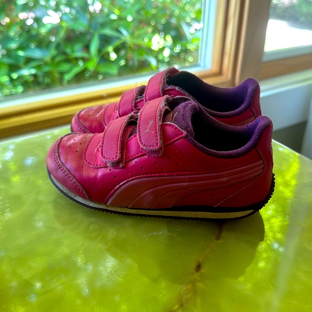 Puma cute hot pink velcro sneakers (Sz 9)